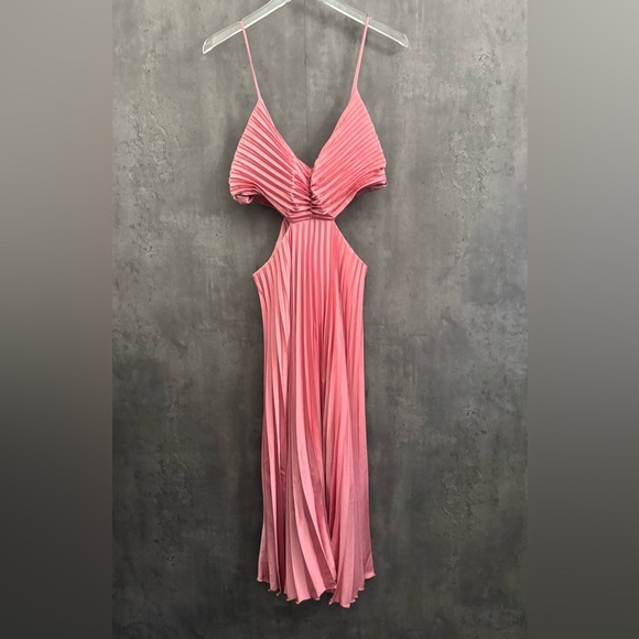 PETAL & PUP NIAMH MIDI DRESS - POPPY PINK B2938 - Picture 8 of 11